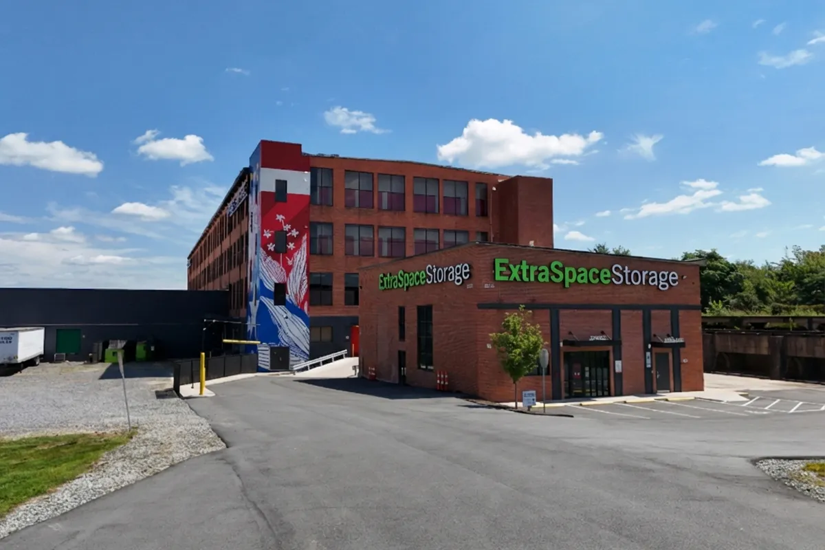Extra Space — Greensboro, NC
