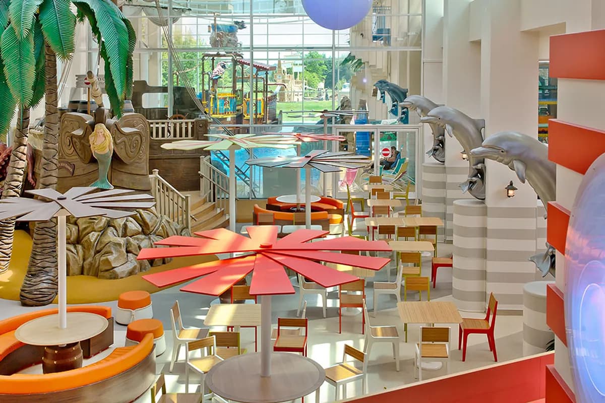 Explorers Hotels — Disneyland Paris — image 3
